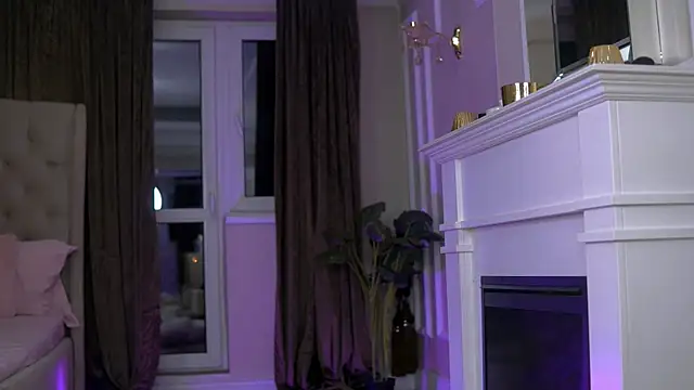 EmaHallee online show from 04.03.26