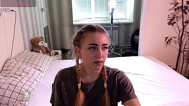 space danger online show from 04.12.26