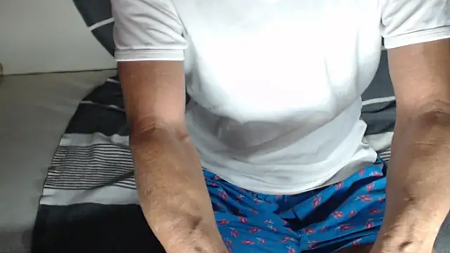 Snapshot of cumtwo2 chatting on 09.16.25 cumtwo2 online show from 09.16.25