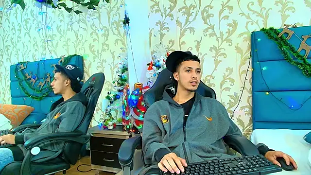 Snapshot of Marcus_Jeron chatting on 12.01.25 Marcus Jeron online show from 12.01.25