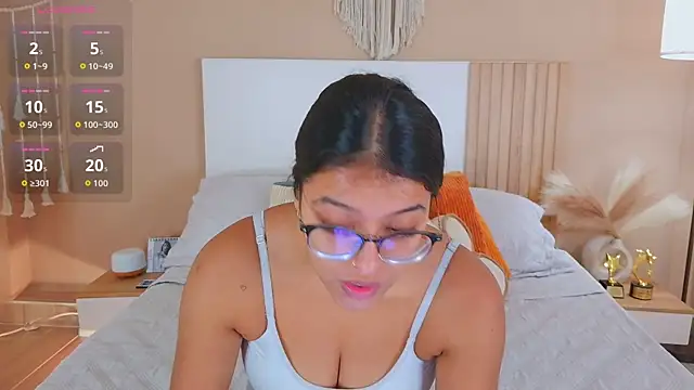 Snapshot of Camila_Bustamante chatting on 07.14.26 Camila Bustamante online show from 07.14.26