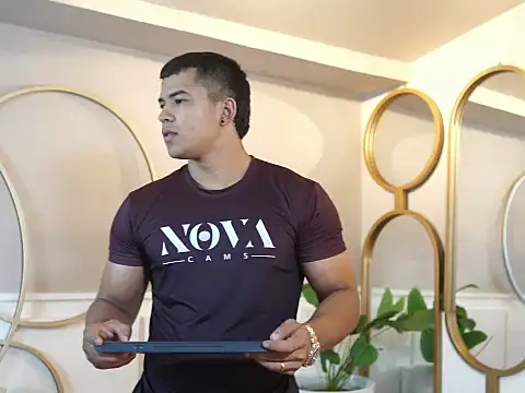 Thiago Valente online show from 10.28.25