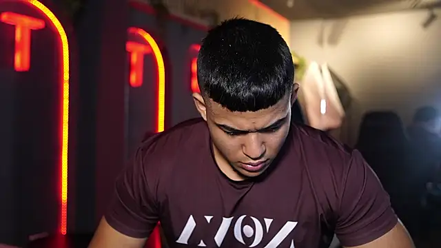 Thiago Valente online show from 04.18.26