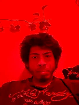 Snapshot of UsaGuy76 chatting on 04.12.26 UsaGuy76 online show from 04.12.26