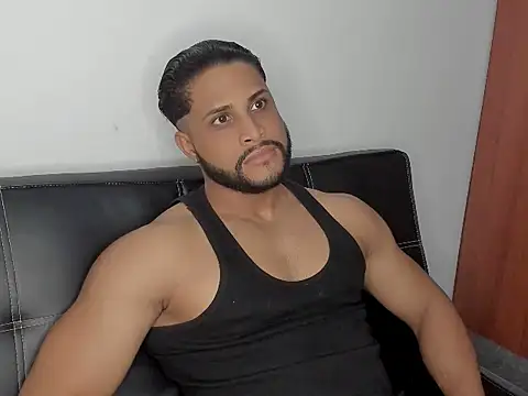 Pier Simons online show from 09.15.25