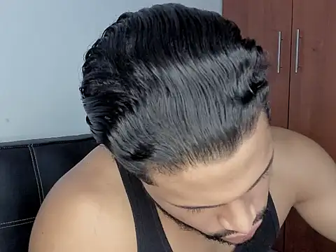 Pier Simons online show from 09.26.25