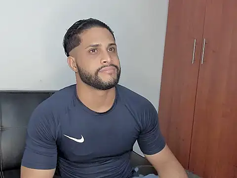 Pier Simons online show from 09.30.25