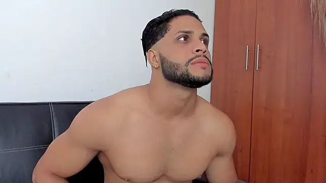 Pier Simons online show from 11.23.25