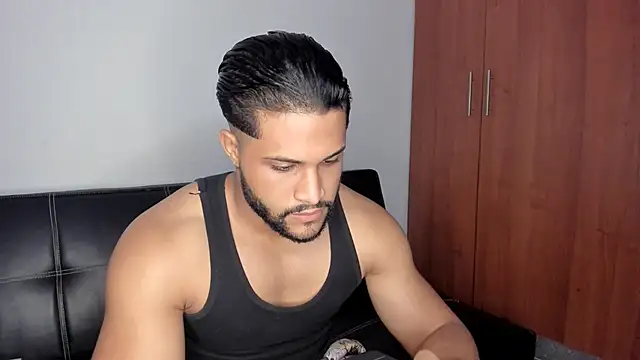 Pier Simons online show from 01.10.26