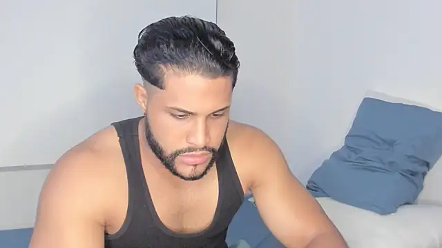 Pier Simons online show from 02.26.26