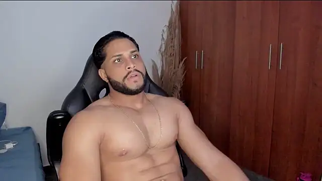 Pier Simons online show from 04.07.26