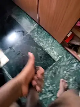 Snapshot of tamilnomad69 chatting on 09.20.25 tamilnomad69 online show from 09.20.25