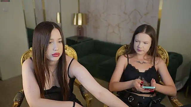 Snapshot of Claire_Dreams chatting on 10.03.25 Claire Dreams online show from 10.03.25