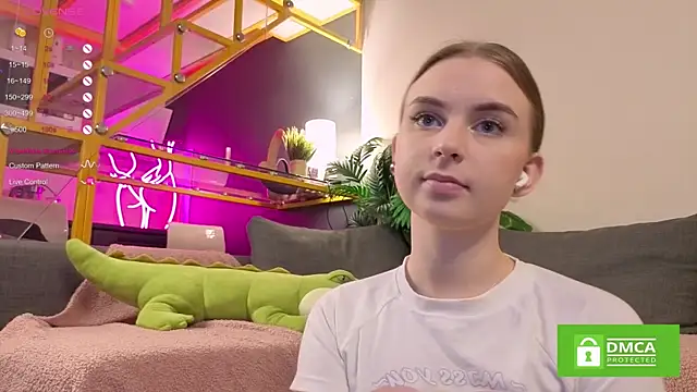 FlexiPixie online show from 11.13.25