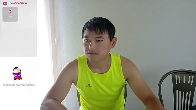 Snapshot of AsianBoy_WhiteDaddy chatting on 06.10.26 AsianBoy WhiteDaddy online show from 06.10.26