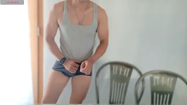 Snapshot of AsianBoy_WhiteDaddy chatting on 06.18.26 AsianBoy WhiteDaddy online show from 06.18.26