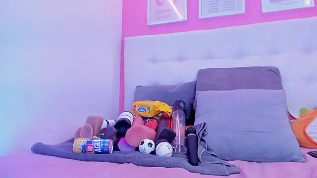 Willow Wright online show from 03.24.26