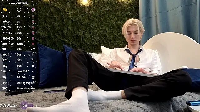 fiachand online show from 11.30.25