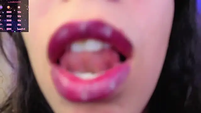 Snapshot of Miranda_sexlove_ chatting on 03.08.26 Miranda sexlove online show from 03.08.26