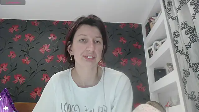 RosieHayes online show from 04.04.26