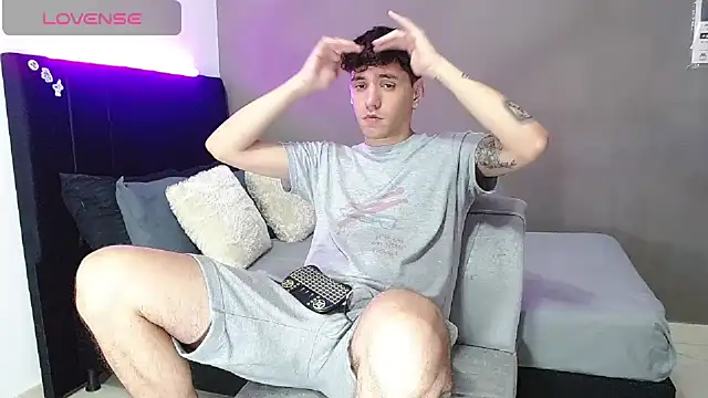 Matteo12  online show from 03.13.26