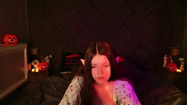 Gaby Essen online show from 10.31.25