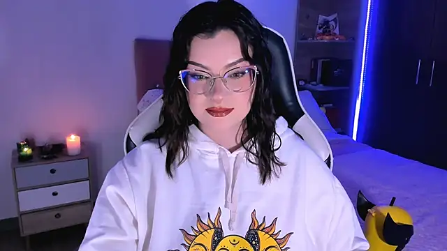 OphelianaRose33 online show from 10.03.25