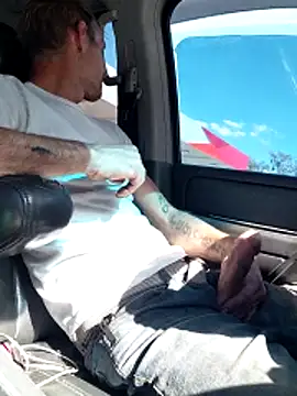 Snapshot of Hungwell1515 chatting on 02.04.26 Hungwell1515 online show from 02.04.26