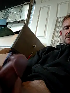 Snapshot of Hungwell1515 chatting on 02.15.26 Hungwell1515 online show from 02.15.26