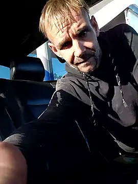 Snapshot of Hungwell1515 chatting on 02.20.26 Hungwell1515 online show from 02.20.26