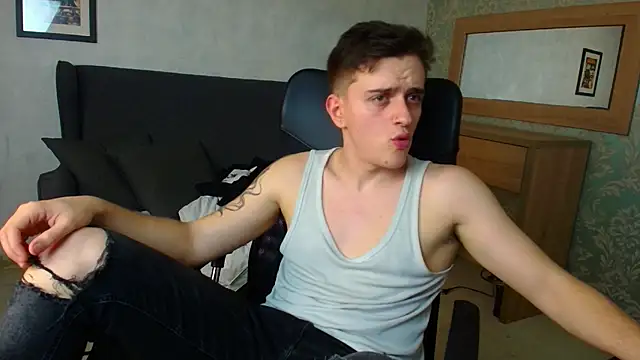 Snapshot of FelixStarkk chatting on 11.29.25 FelixStarkk online show from 11.29.25