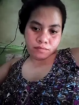 Snapshot of phoenix_1994 chatting on 10.15.25 phoenix 1994 online show from 10.15.25