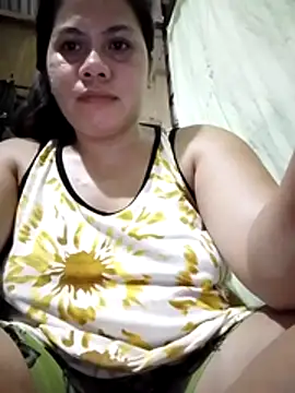 Snapshot of phoenix_1994 chatting on 10.22.25 phoenix 1994 online show from 10.22.25