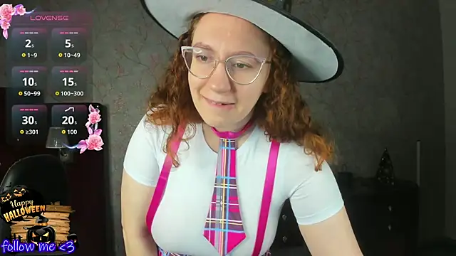 ellie coy  online show from 10.27.25