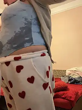 TriumphLove online show from 04.17.26