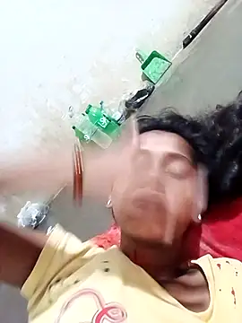 Snapshot of Saniye-143 chatting on 09.08.25 Saniye-143 online show from 09.08.25