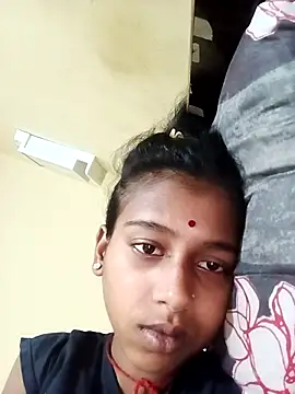 Snapshot of Saniye-143 chatting on 09.25.25 Saniye-143 online show from 09.25.25