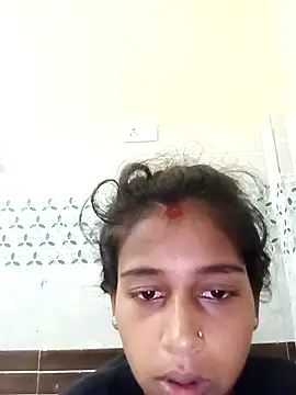 Snapshot of Saniye-143 chatting on 10.04.25 Saniye-143 online show from 10.04.25