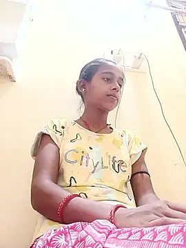 Snapshot of Saniye-143 chatting on 10.07.25 Saniye-143 online show from 10.07.25