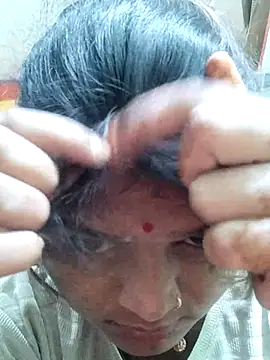 Snapshot of Hot_mirchjii chatting on 11.04.25 Hot mirchjii online show from 11.04.25