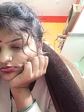 Hot mirchjii online show from 11.11.25