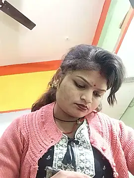 Hot mirchjii online show from 12.17.25