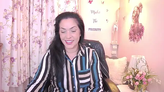 MyLovOne online show from 04.10.26