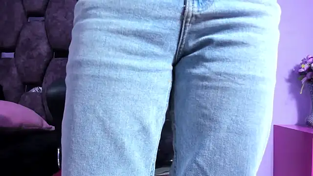 Emy Latin online show from 11.10.25