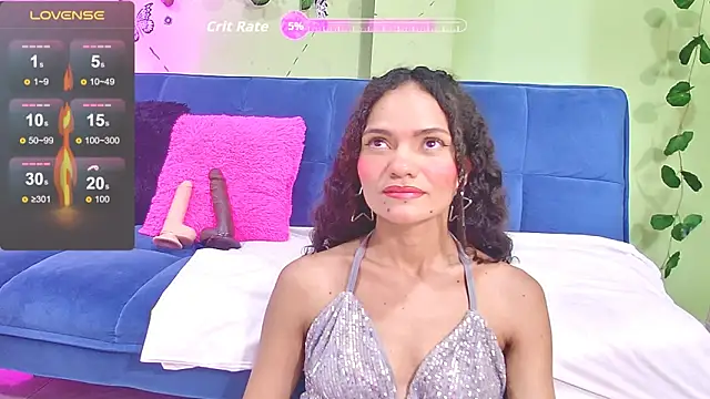 Karen Ariass online show from 11.29.25