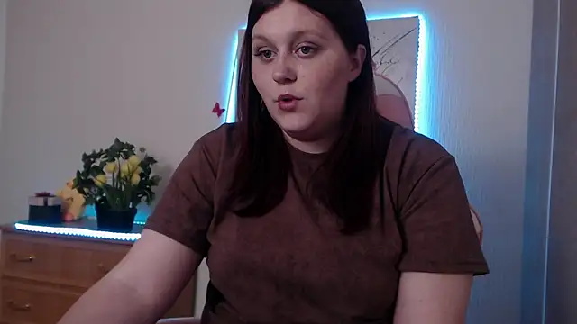 Snapshot of Alisawoods_ chatting on 05.06.26 Alisawoods online show from 05.06.26