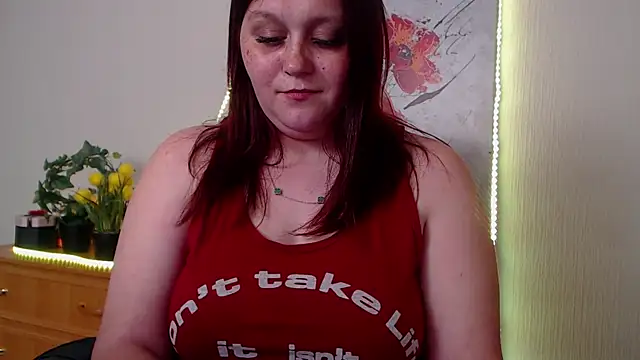 Snapshot of Alisawoods_ chatting on 05.13.26 Alisawoods online show from 05.13.26