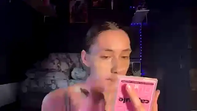 Snapshot of AccaGrisham chatting on 04.05.26 AccaGrisham online show from 04.05.26