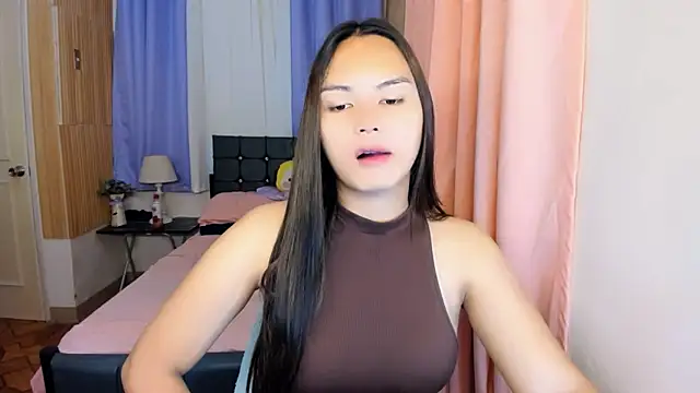 Snapshot of ameliamaureen chatting on 06.14.26 ameliamaureen online show from 06.14.26