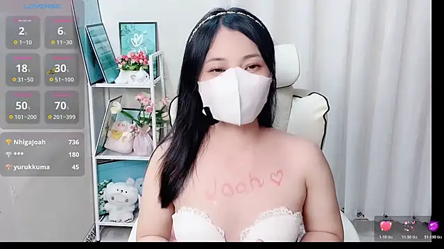 phuongnhi  online show from 05.17.26
